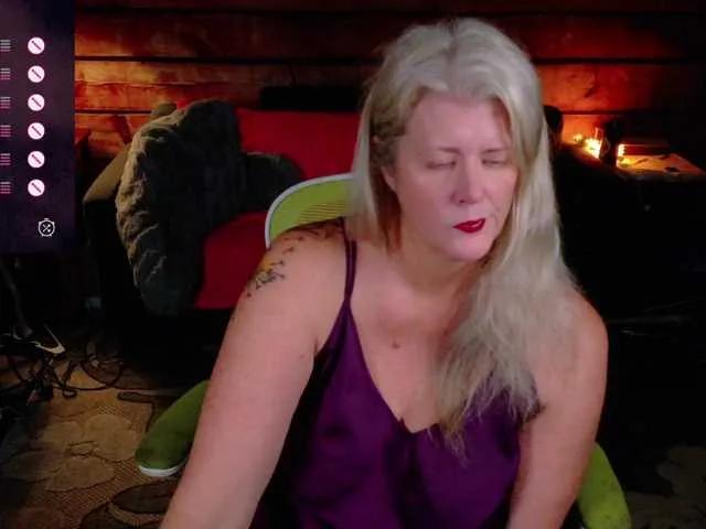 Alicescuriosity — 1. laughing
2. good conversation
3. being dominated
4. owning you
5. my pussy cumming
4. making you feel amazing