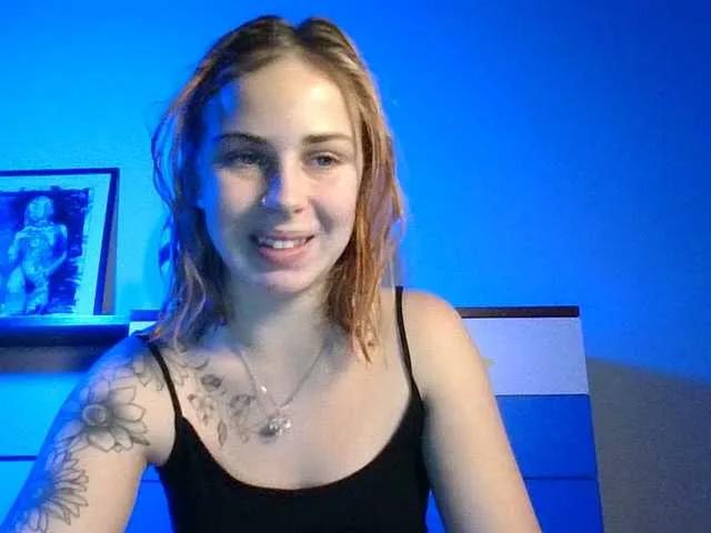 AlisMoona on BongaCams