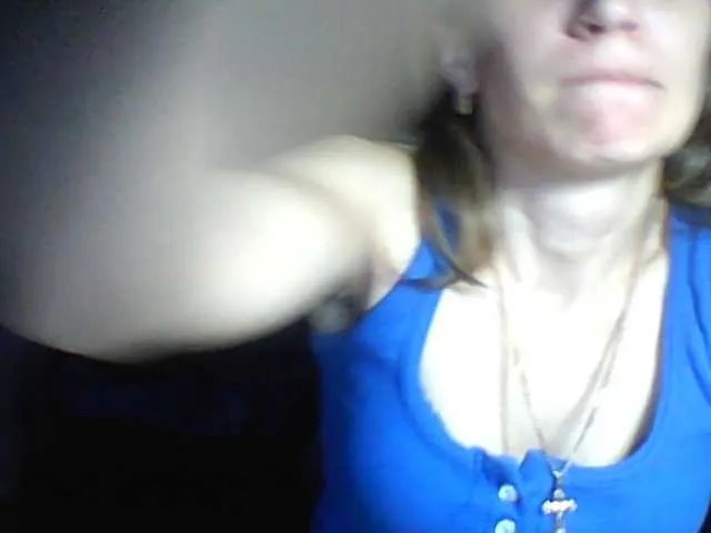 BabyLove4432 on BongaCams 