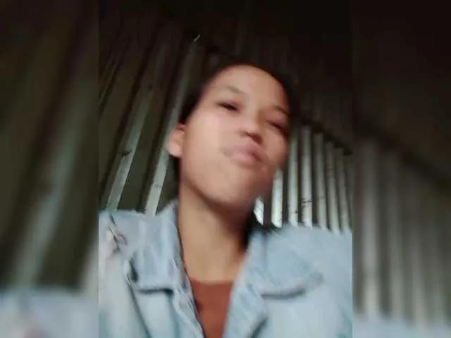 Babynhi90 on BongaCams 