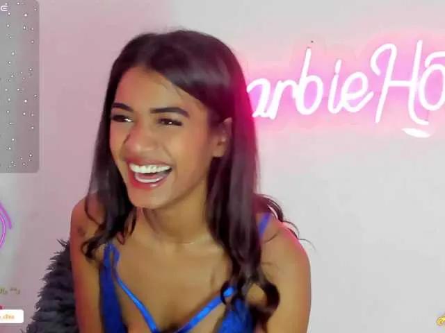 BarbieHotLaura on BongaCams 