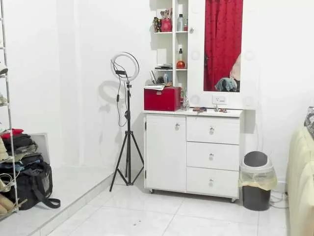 BellaMoakXX's avatar