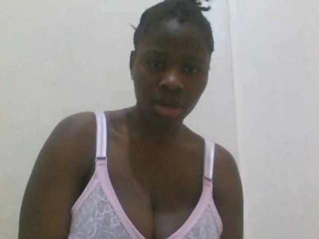 Bigboobs77 on BongaCams