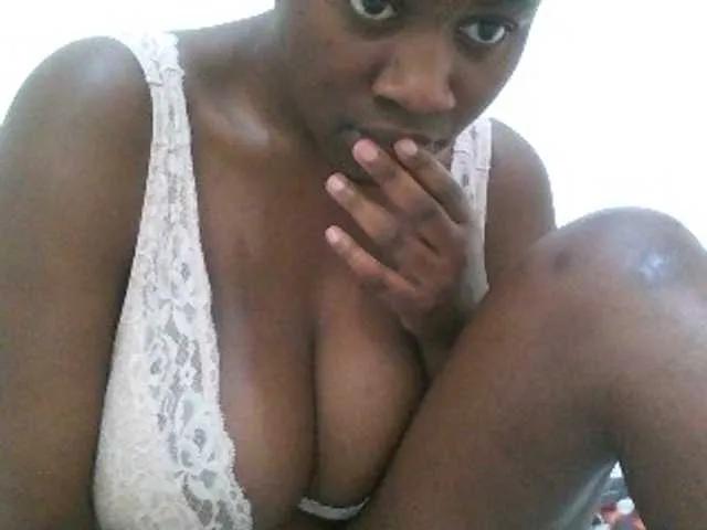 Bigboobs77 on BongaCams