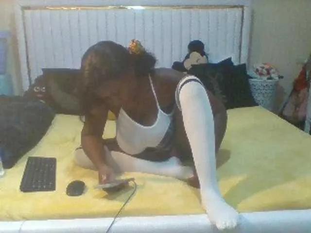 BoobieQueen on BongaCams 