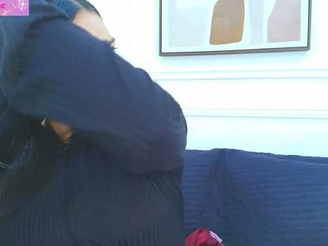 Daisy-Price — It excites me when you look at me with desire, when you admire every curve of my body as if it were art.
I love when you are daring, when you talk to me with dirty words or tell me exactly what you want to do to me