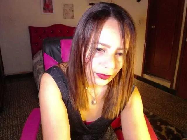 danielle-rose on BongaCams