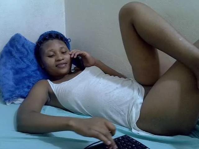 ebonychocolate on BongaCams