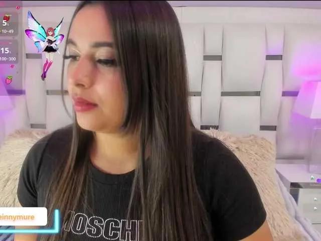 EinnyMure on BongaCams 