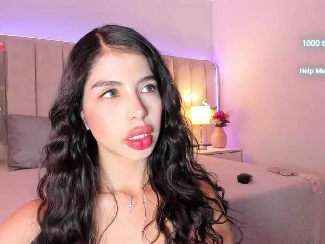 EllaThorne on BongaCams 