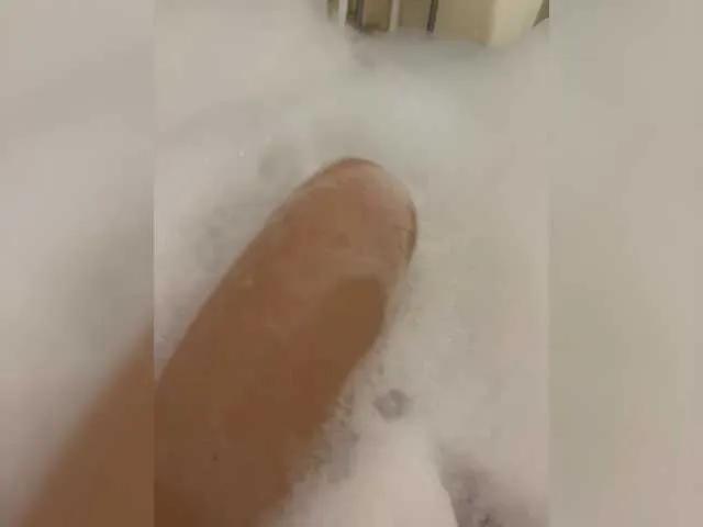 EmilyPure — Delicate flirting and a human attitude 