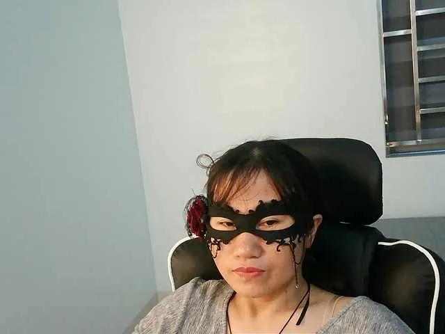 girl30slutty on BongaCams