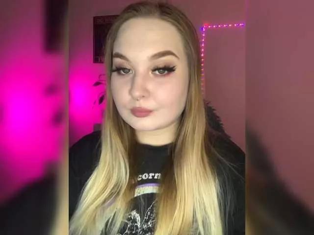 Greeenfriends6969 on BongaCams 