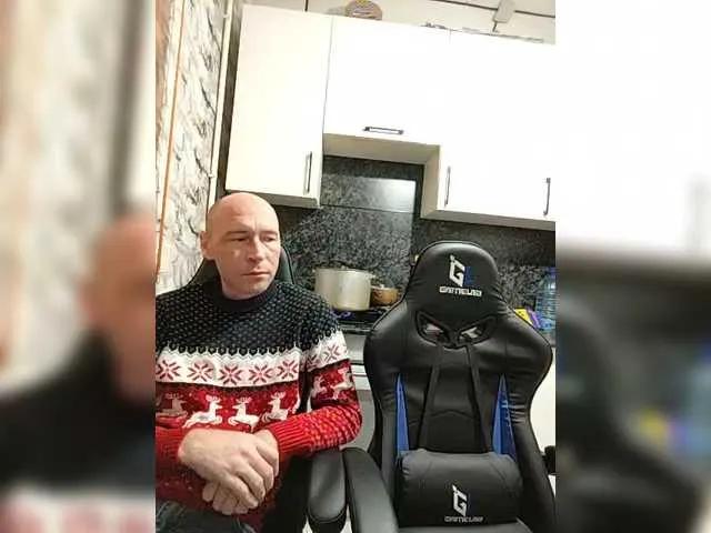 Innokentiy449 on BongaCams