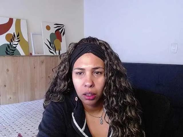 Ivonne-collins33 — I get very excited when you are patient and kind to me .... when you take your time and worry about my pleasure. That soft attention makes me melt and want to touch me.