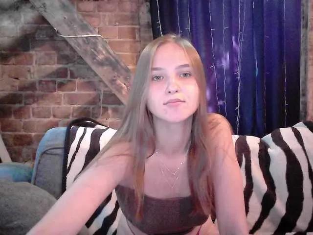 Jillian-Mel on BongaCams