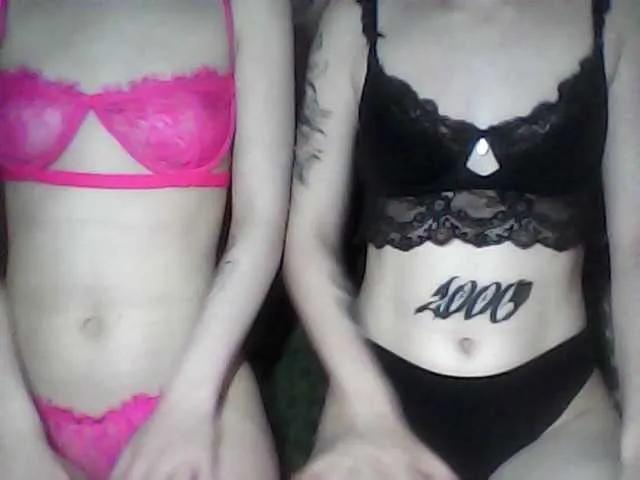 jnjnjn2 on BongaCams 