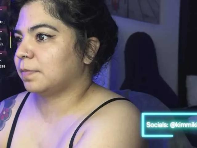 Kimmiakiss22 on BongaCams 