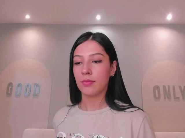 LelaWest on BongaCams 