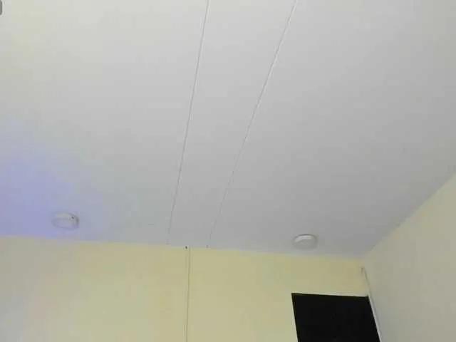 Liily-moore on BongaCams 