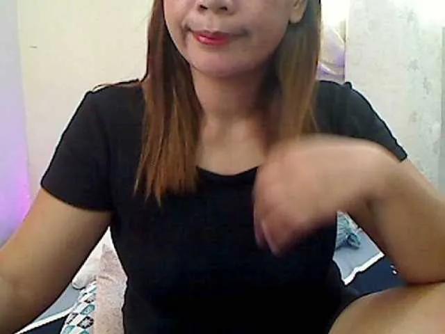 mamajhaxx01 on BongaCams