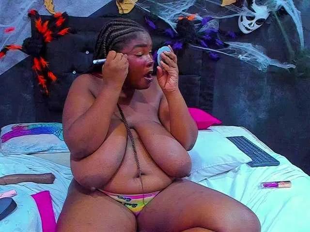 Mariam--rossi's avatar