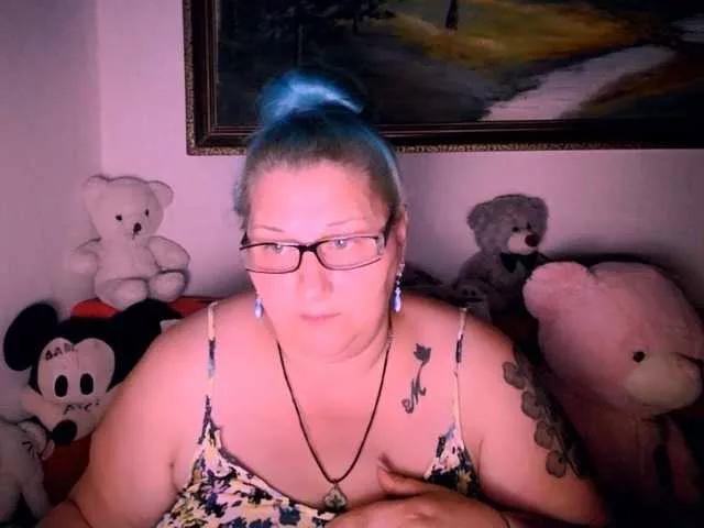 Marryaxx on BongaCams 