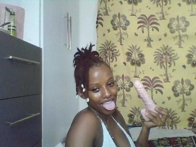 Mellaniee on BongaCams