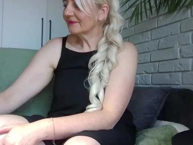 Mellica on BongaCams 