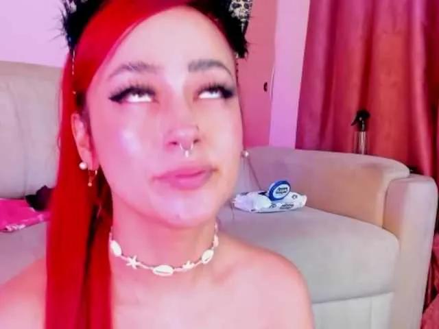 Mia-Bloom on BongaCams