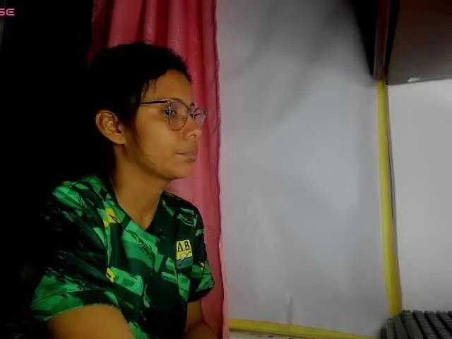 nentia-horny on BongaCams 