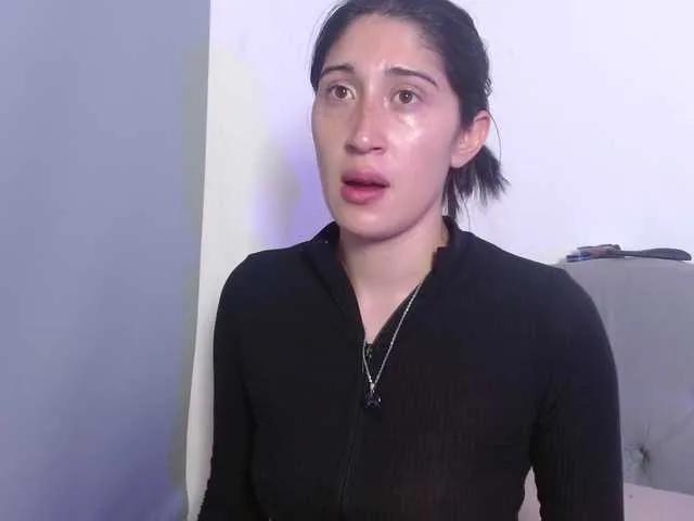 Red-moonn on BongaCams