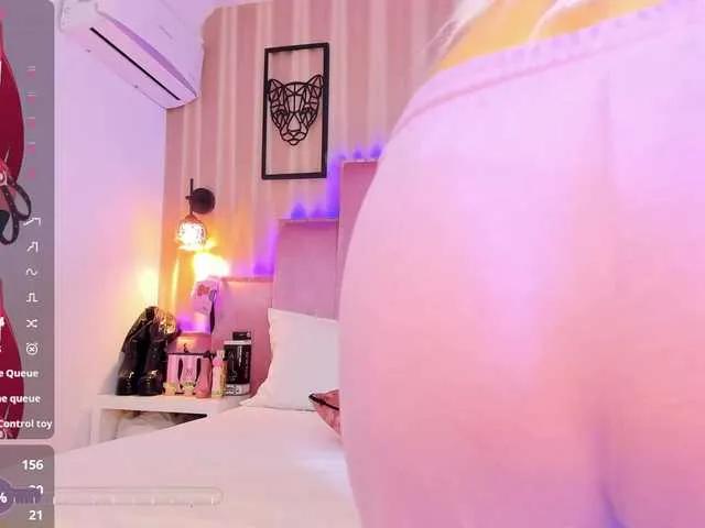 SamanthaAdelle on BongaCams 