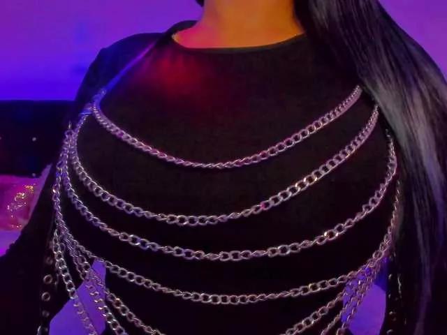 SashaBlue on BongaCams 