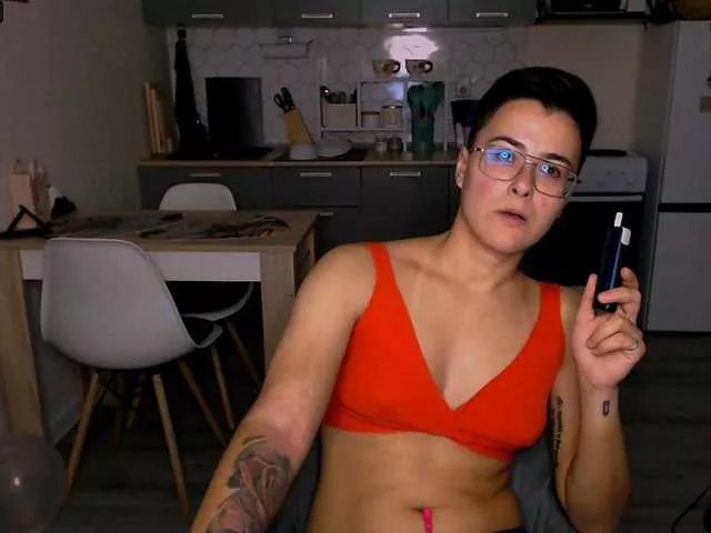 Sashanotfound on BongaCams 