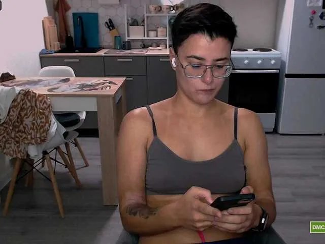 Sashanotfound on BongaCams 