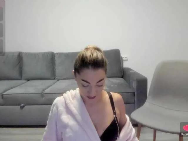 sienna1357 on BongaCams