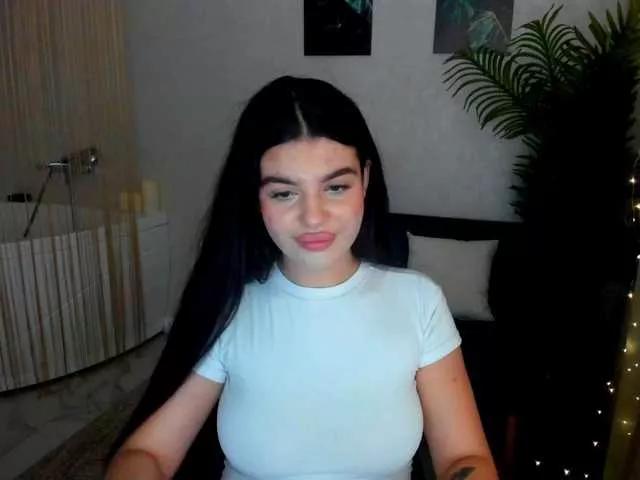 SnowingWinter on BongaCams