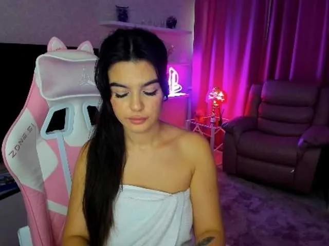 SnowingWinter on BongaCams