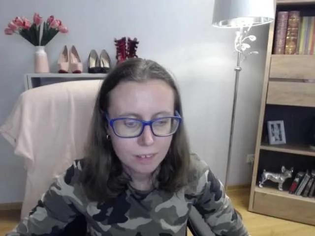 sparkleLizzy on BongaCams