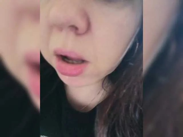 SweetDimond5 on BongaCams 