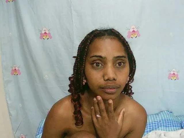 SweetElissa1 on BongaCams 