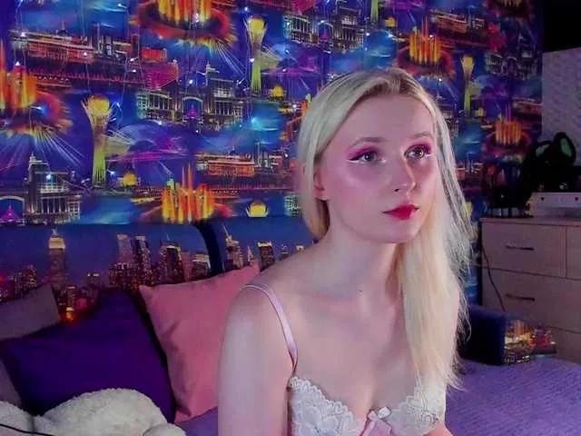 sweeteRose on BongaCams 