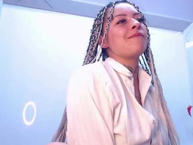 Sweetsins on BongaCams 