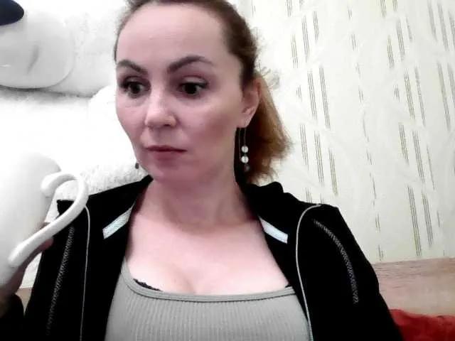 TessBertie on BongaCams