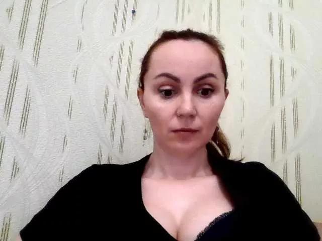 TessBertie on BongaCams