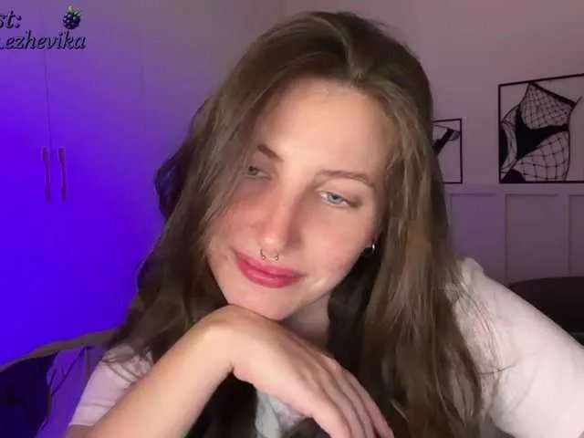 Vixie01 on BongaCams 