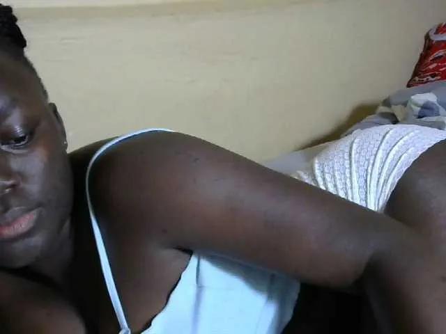 Yourgoddess1 on BongaCams