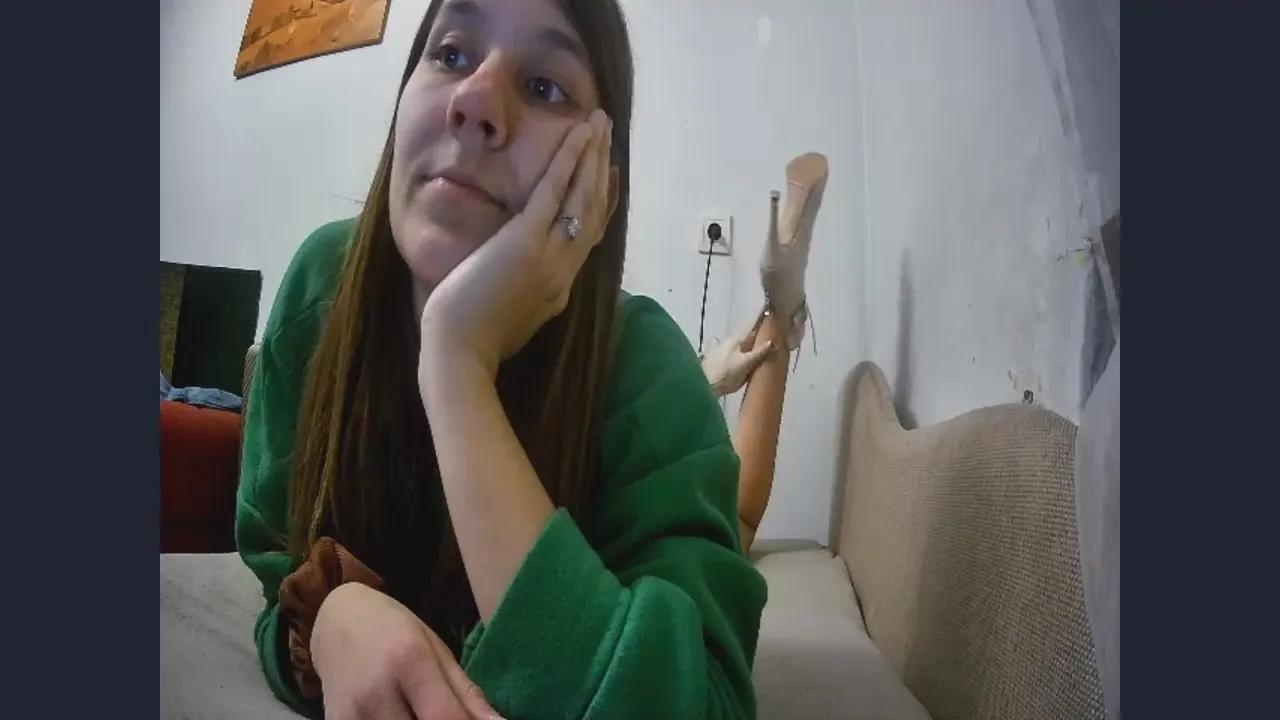 JuleneSimmon on Cam4