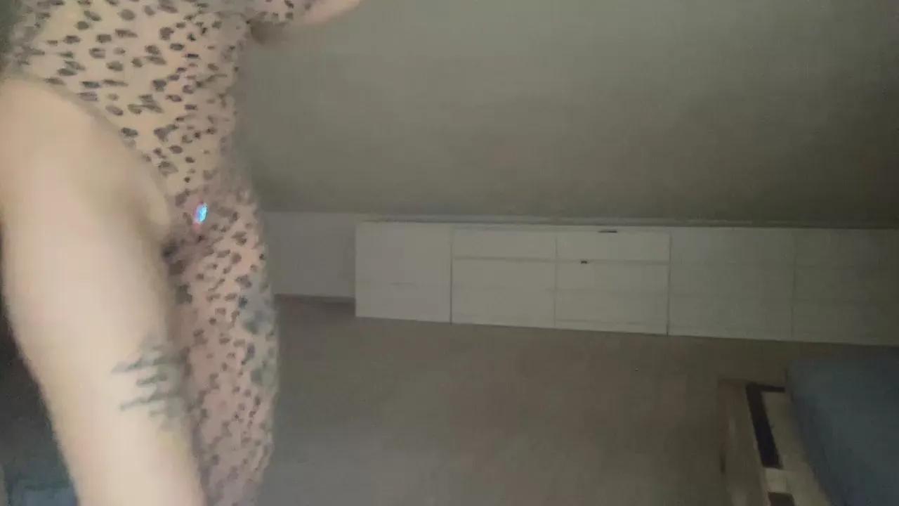 Rebellerotica on Cam4 